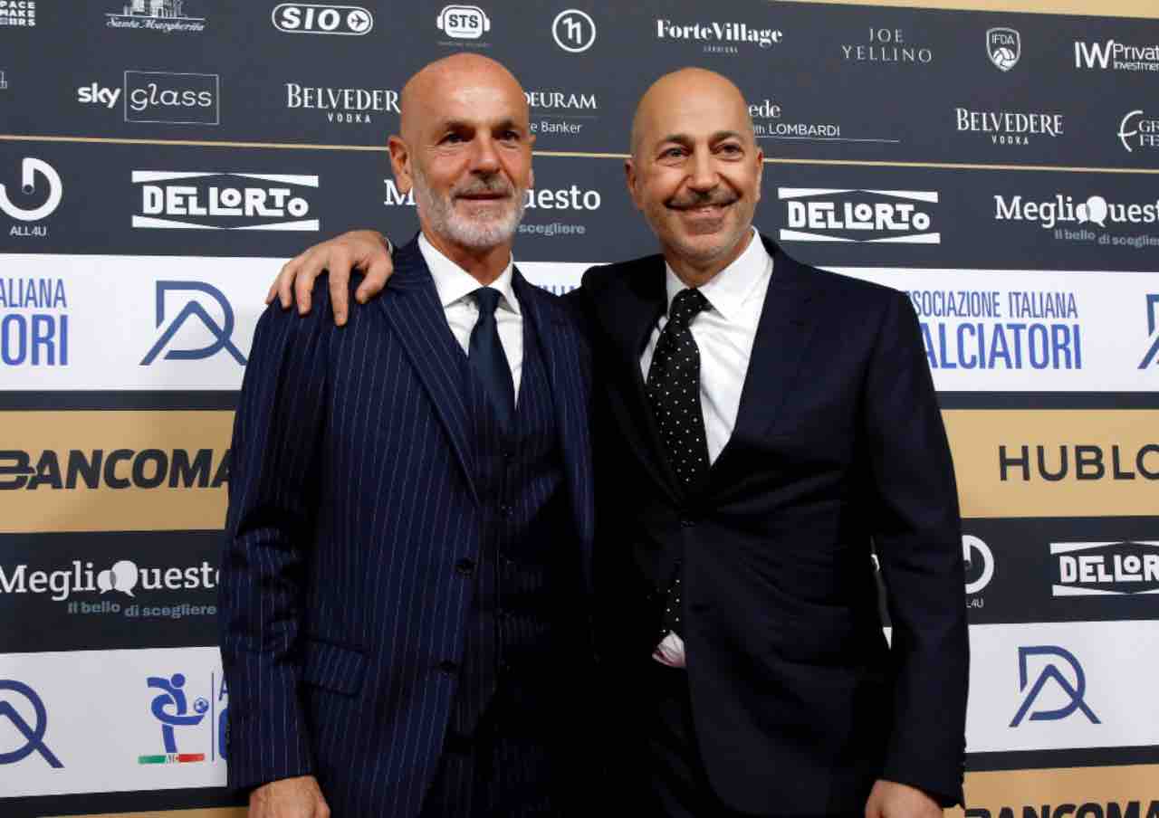 gazidis e pioli sorridono