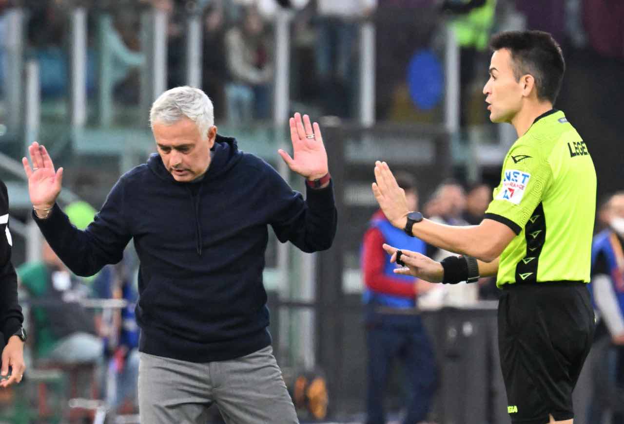 mourinho chiede scusa