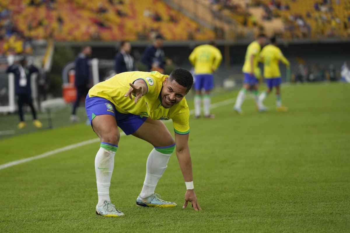 Milan Vitor Roque