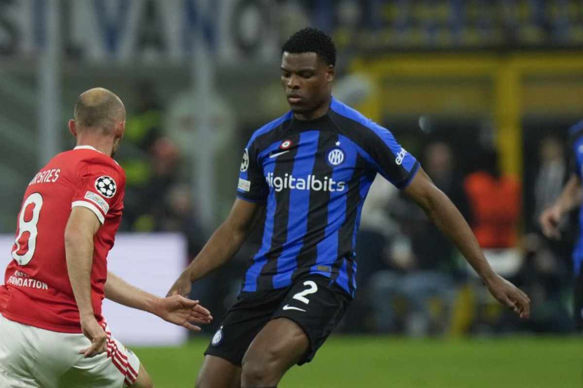 Mazraoui vuole lasciare il Bayern: possibile scambio con Dumfries