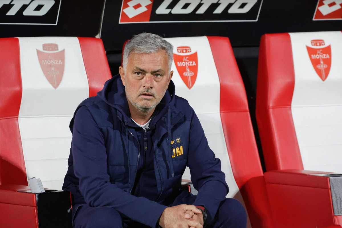 Roma, Mourinho sorpassa il Milan: vuole Kamada