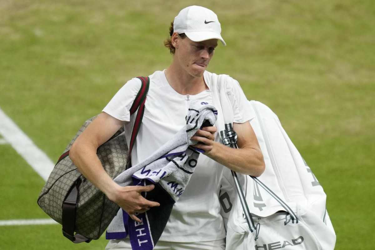 Jannik Sinner sull'erba di Wimbledon