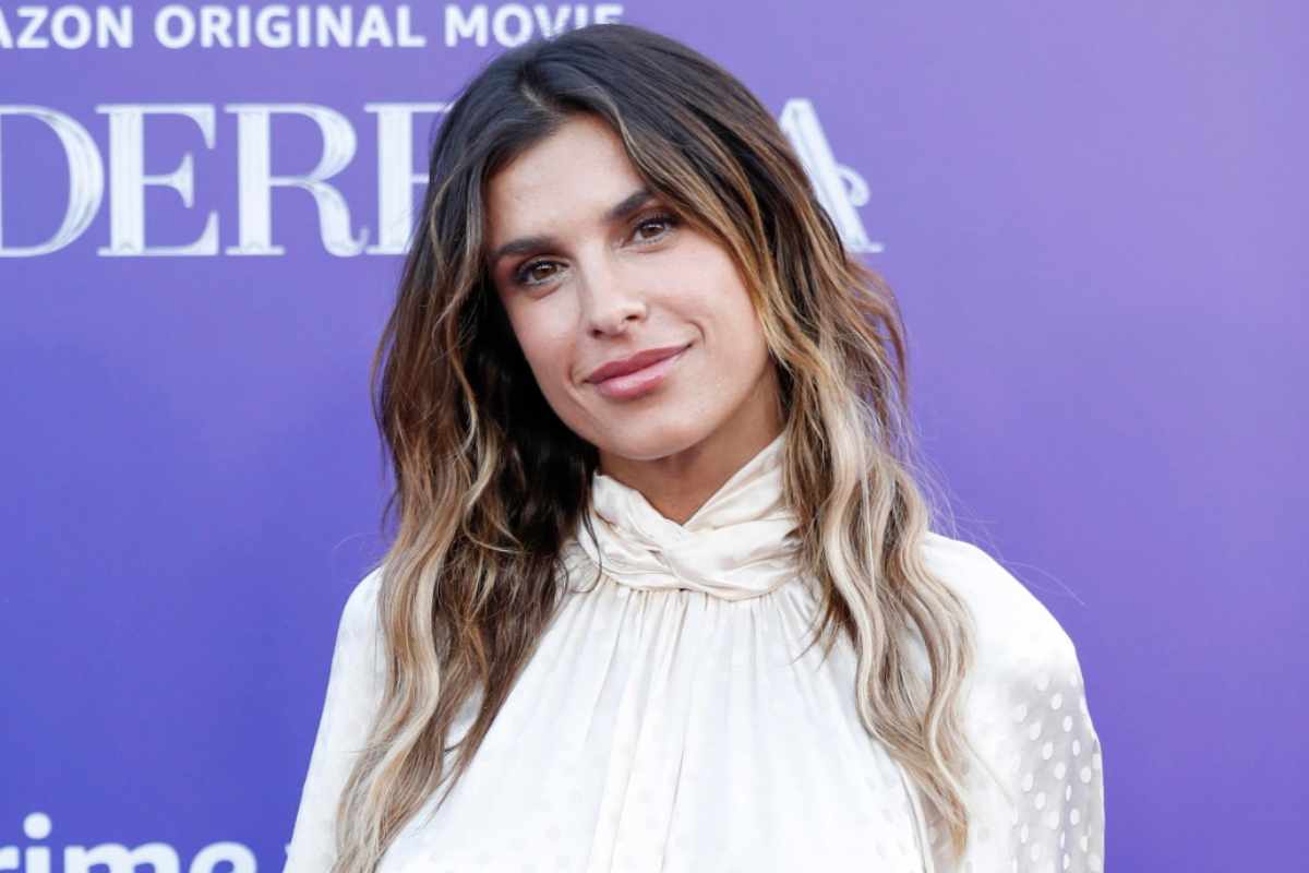 Trasparenze incredibili: tutti pazzi di Elisabetta Canalis