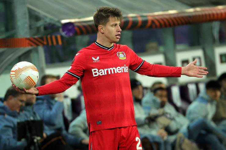 Hlozek Milan Bayer Leverkusen