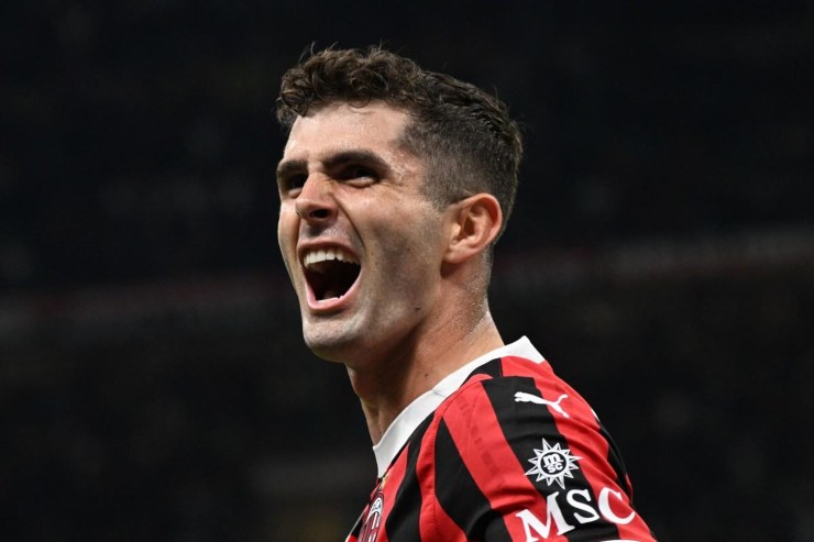 Christian Pulisic esulta dopo un gol