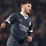 Santiago Gimenez, attaccante del Milan