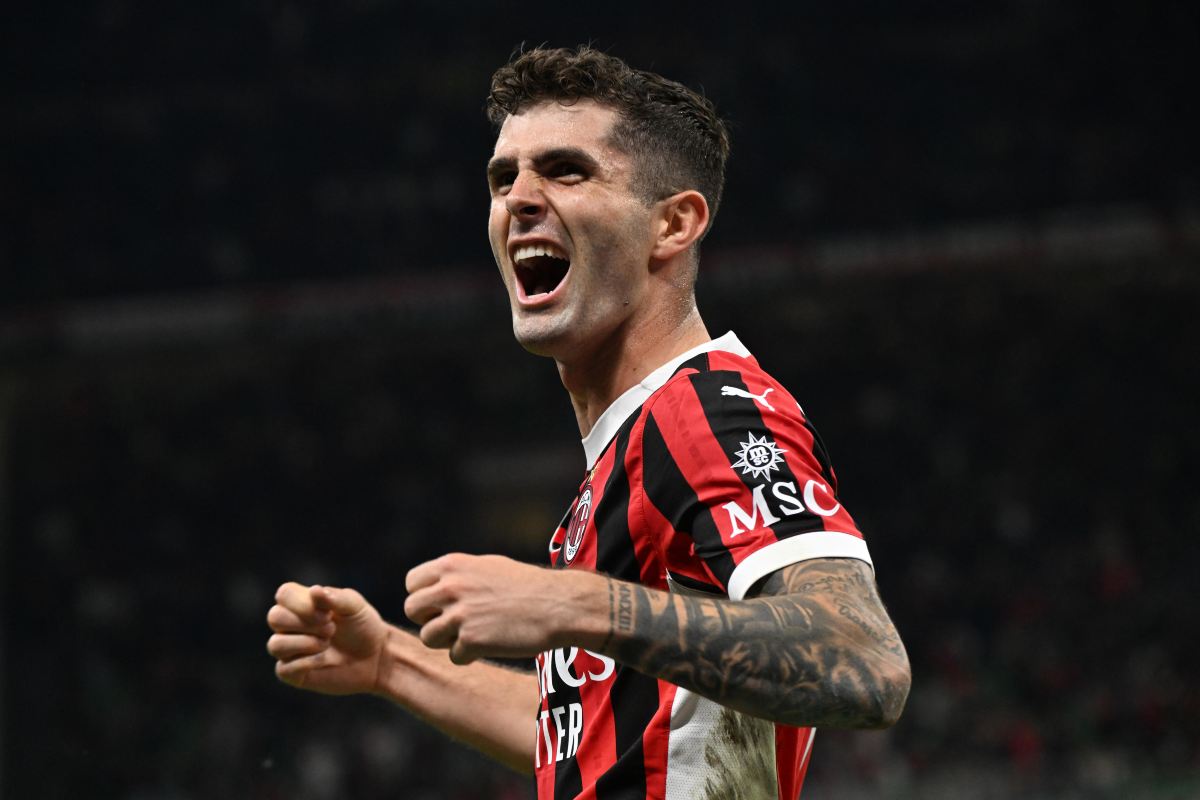 Christian Pulisic esulta dopo il gol