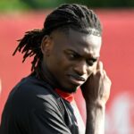 Rafael Leao durante un allenamento