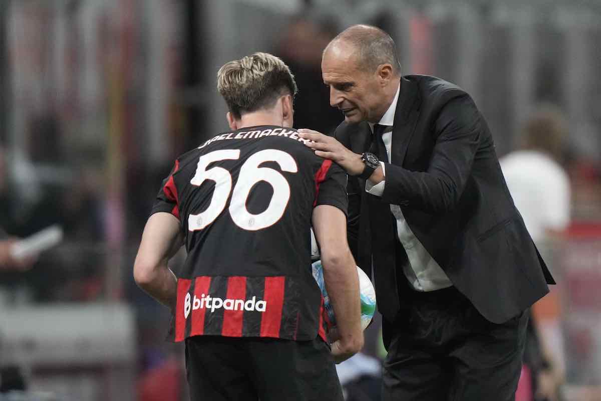Allegri dà indicazioni a Saelemaekers
