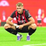 L'attaccante del Milan Santiago Gimenez