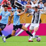 Vlahovic in campo con la Juve