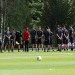 calciatori riuniti per l'allenamento