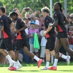 calciatori del Milan in allenamento