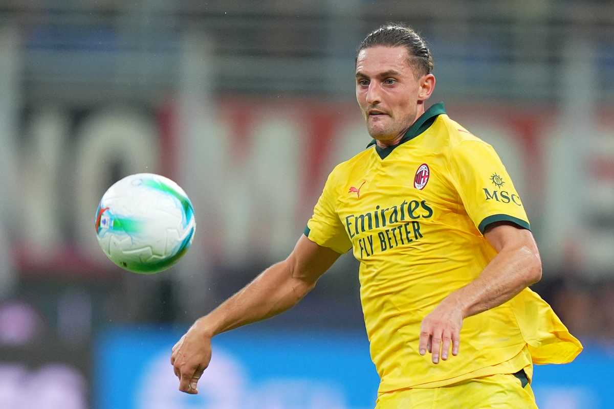 Il centrocampista del Milan Adrien Rabiot