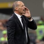 Max Allegri dà indicazioni dalla panchina