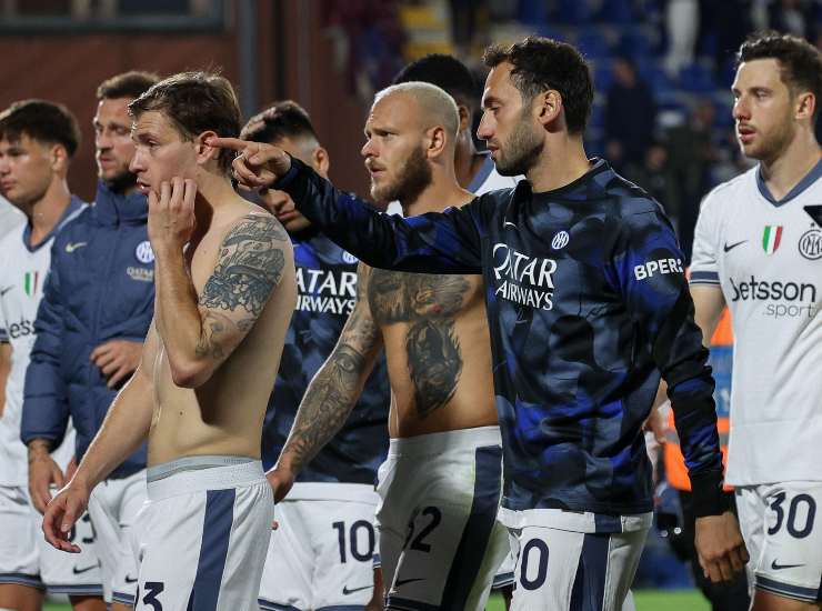 Dimarco e Barella coi compagni a Como