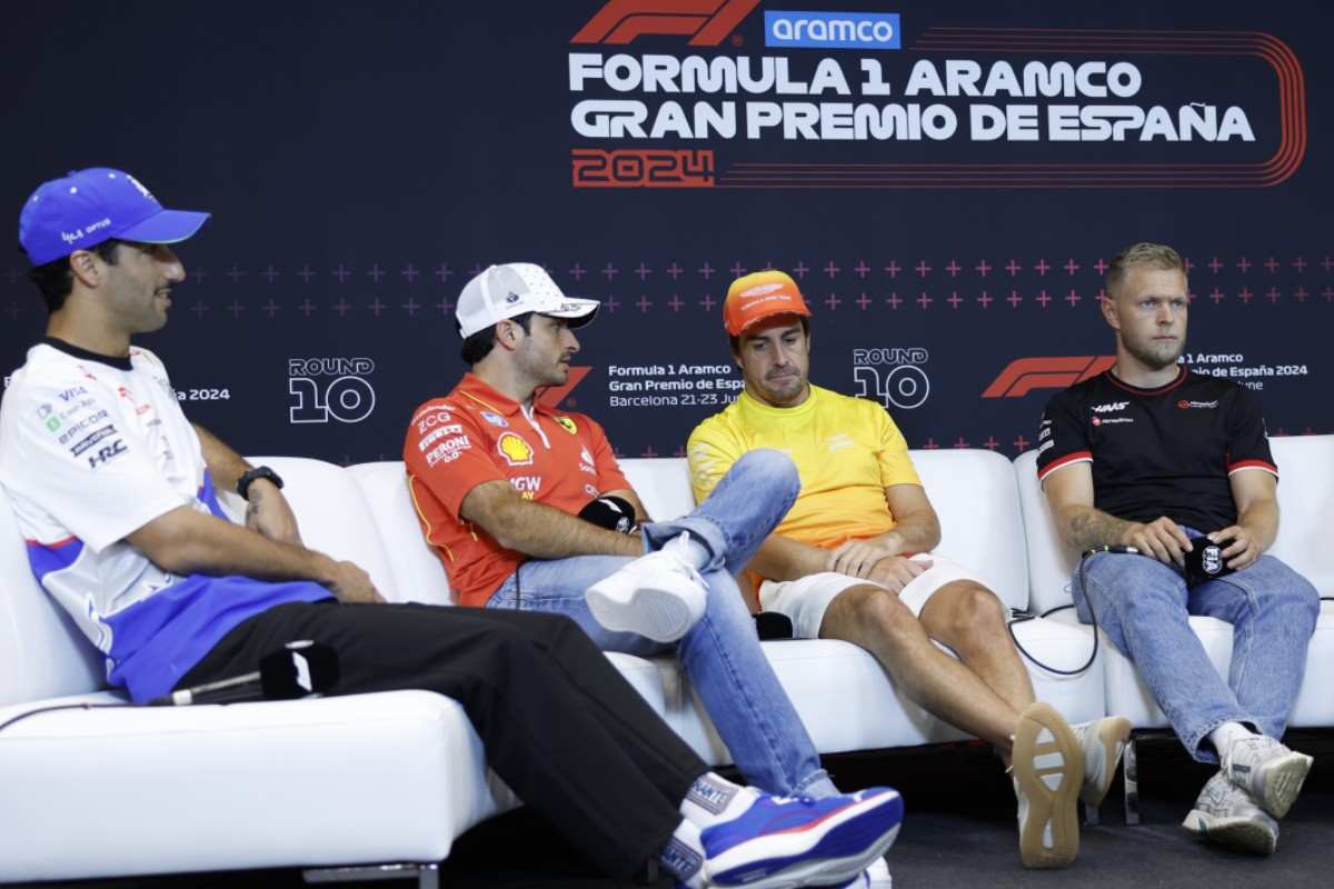Piloti di Formula 1 in conferenza stampa