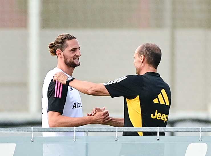 Il centrocampista Adrien Rabiot con Allegri alla Juventus