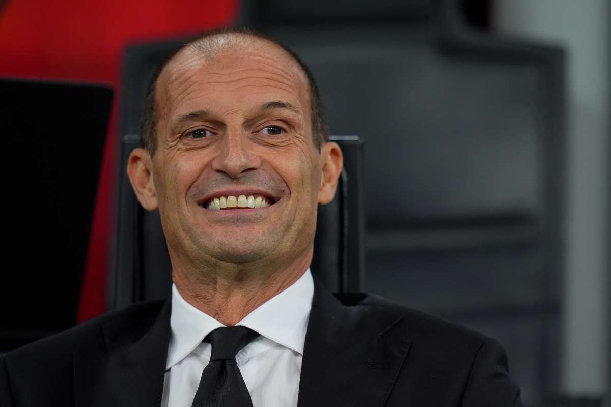 Allegri sorridente in panchina