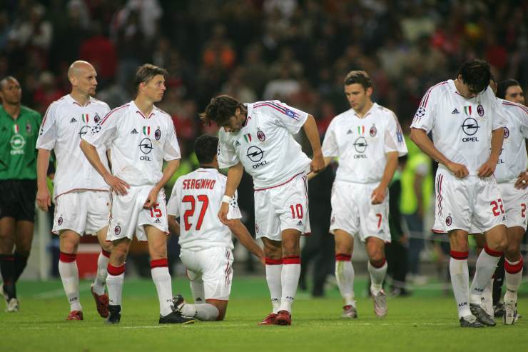 Giocatori del Milan delusi ad Istanbul