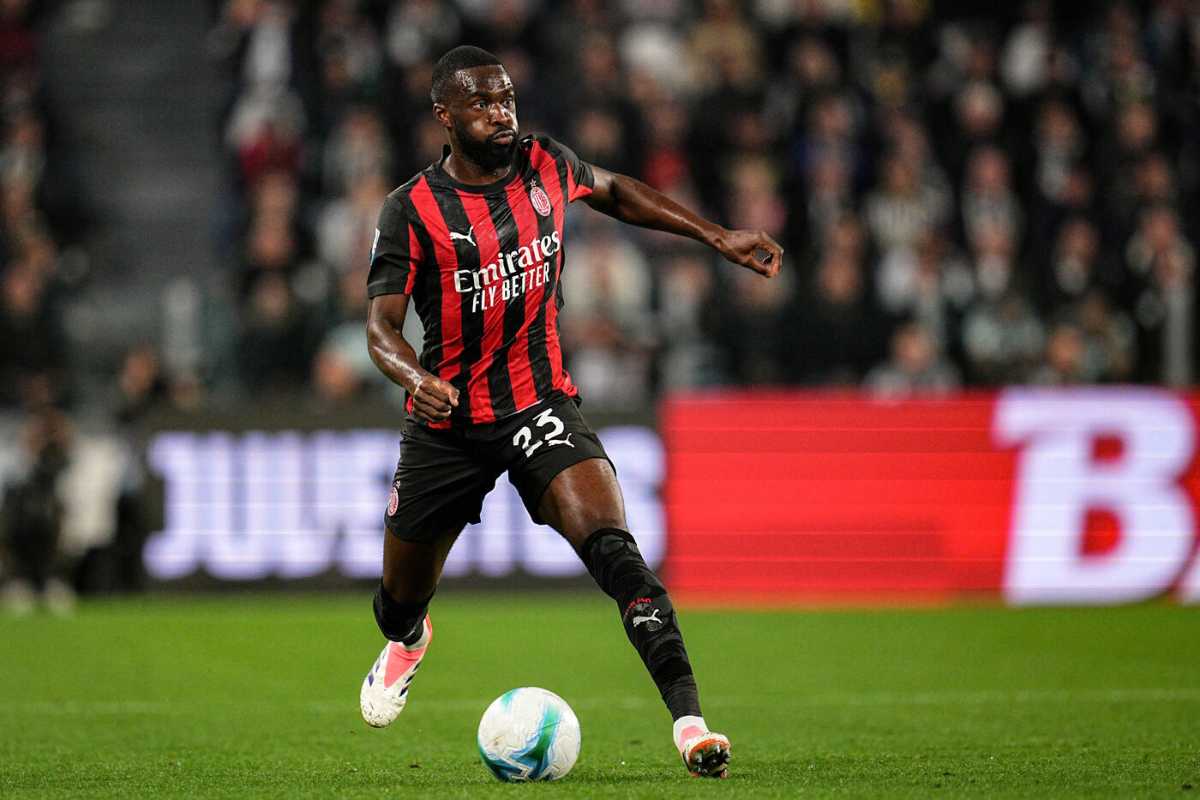 Tomori in azione in Juventus-Milan